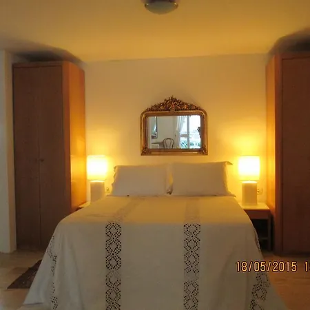 Hotel Antique Theatre